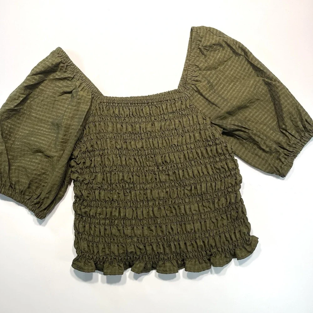 Old Navy Top Med Olive SS Smocked Puff Sleeve‎ Ruffle Blouse Cottagecore Peasant